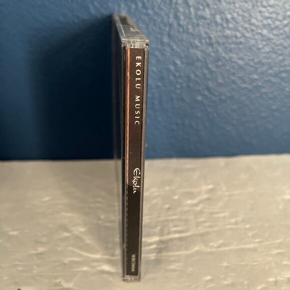 Ekolu - “Ekolu Music” (2005) Hawaiian Reggae CD - Waiehu Records - Picture 3 of 8